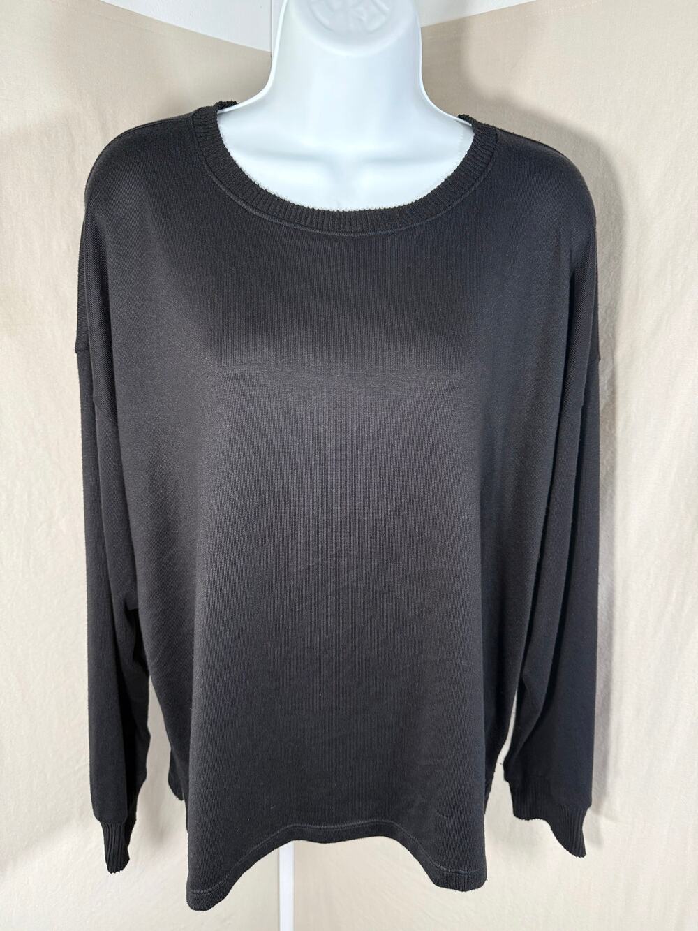 JoySpun Black Cozy Lounge Collection Drop Shoulder Top L